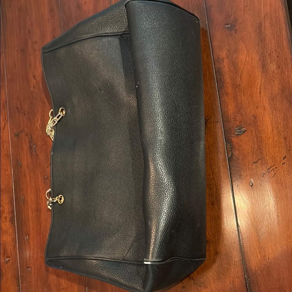 Tory Burch Marsden Black Leather Tote w/Gold Hardware - Picture 6 of 8